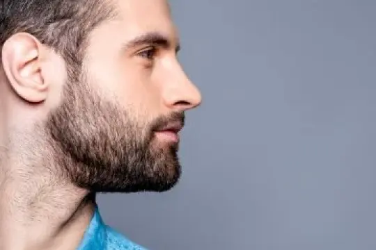 如何留出并打理完美的胡茬