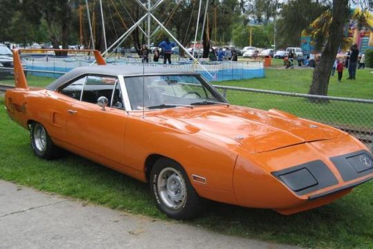 1970款普利茅斯Superbird：将空气动力学推向极致的肌肉车传奇