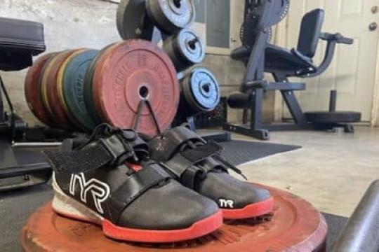 为什么选择举重鞋？