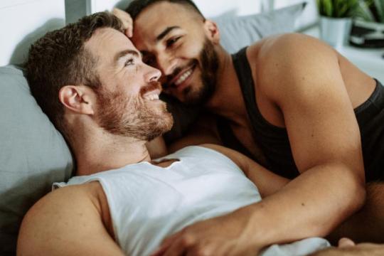 想尝试新鲜刺激？这10个男同志性爱姿势让你激情升级