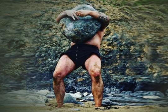 古代举石的智慧：石头举起教给你的男人之道