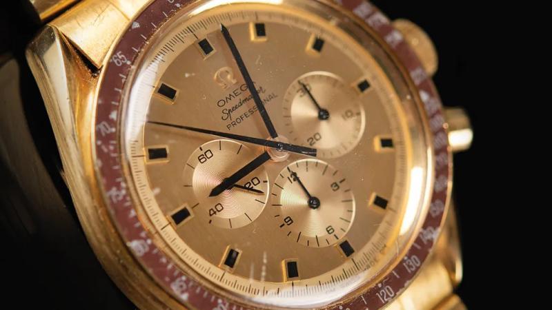 NASA宇航员埃德加·米切尔纪念纯金欧米茄Speedmaster专业版表盘