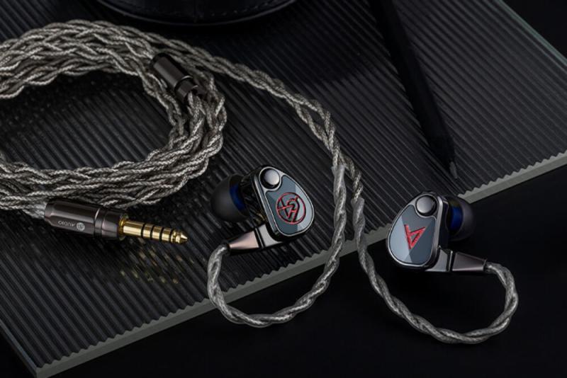 Astell Kern XIO Earbuds 3