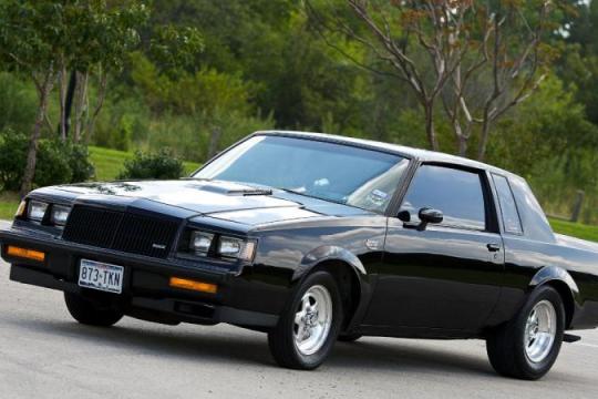 几乎意外成为收藏品的别克车型——1987款别克GNX