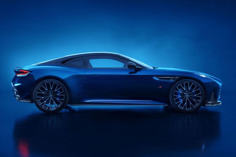 Aston Martin DB12 S 2