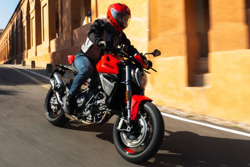 2026 Ducati Monster V2 4