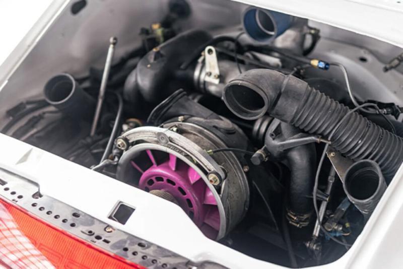 Auction Block 1997 Porsche 911 GT2 R 5