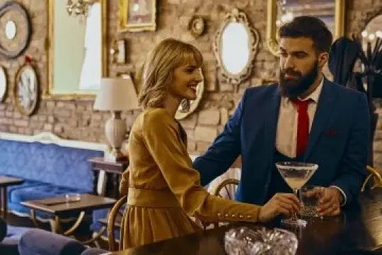 在全新恋情中展现自信（而非自负）的技巧