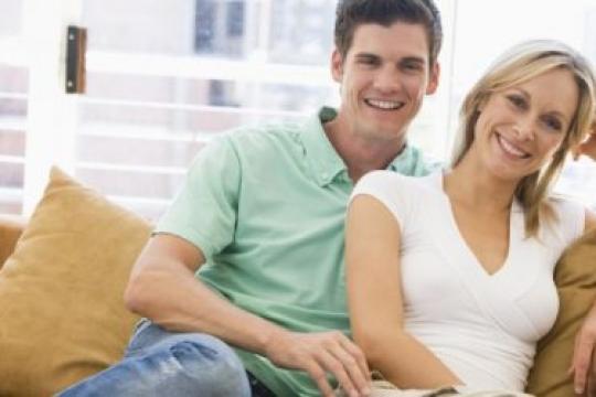 年长女性与年轻男性约会指南101