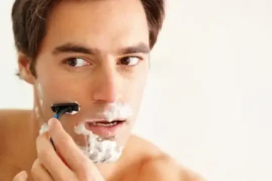 正确剃须步骤的注意事项