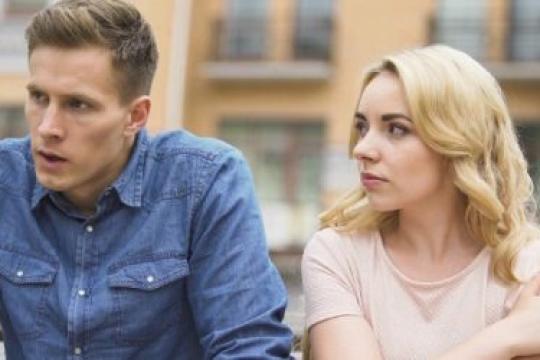 如何让男生吃醋并做好应对反击的准备