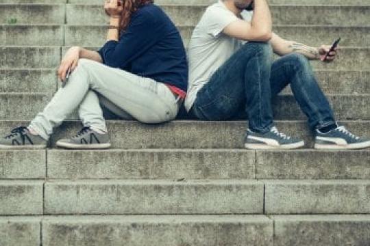 治疗师建议采取这7个步骤，帮助你从有毒关系中恢复