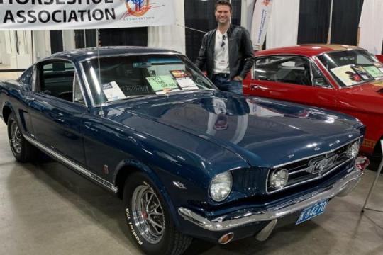 福特未曾预料1965款野马首日即售罄，却成传奇