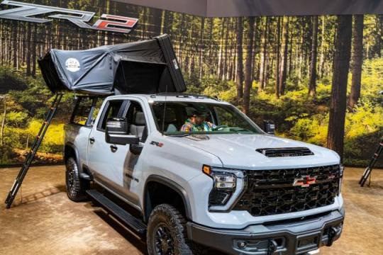 皮卡也能极速狂飙，性能不输跑车