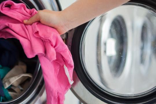 现代成人内容中的11个火辣又令人困惑的潮流解析