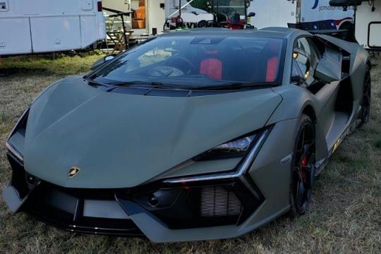 Revuelto如何引领兰博基尼迈入混合动力超级跑车新时代