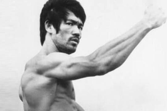 李小龙的前臂锻炼法