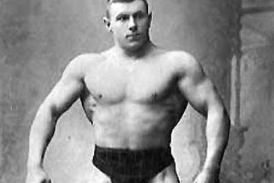 力量三大绝技：强人训练入门指南