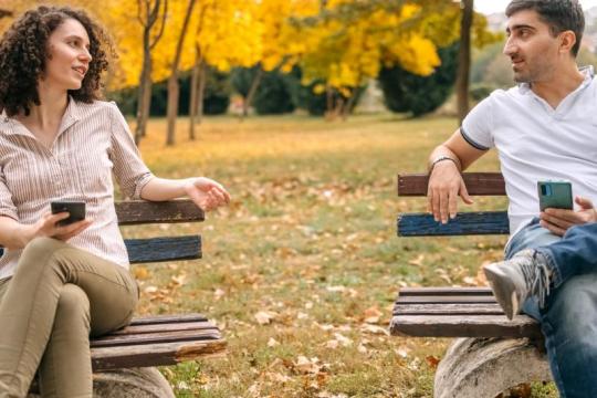 与暗恋对象线上交流顺畅？教你如何顺利转到现实见面