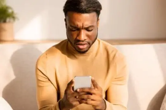 如何在各大社交网络上与前任和平共处的策略