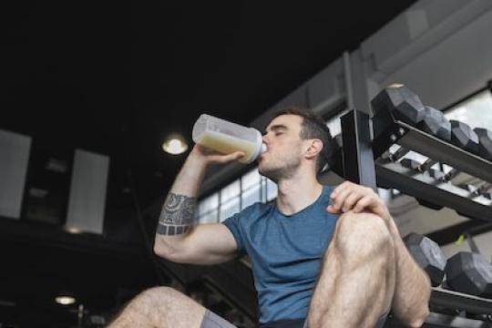 你到底需要多少蛋白质？