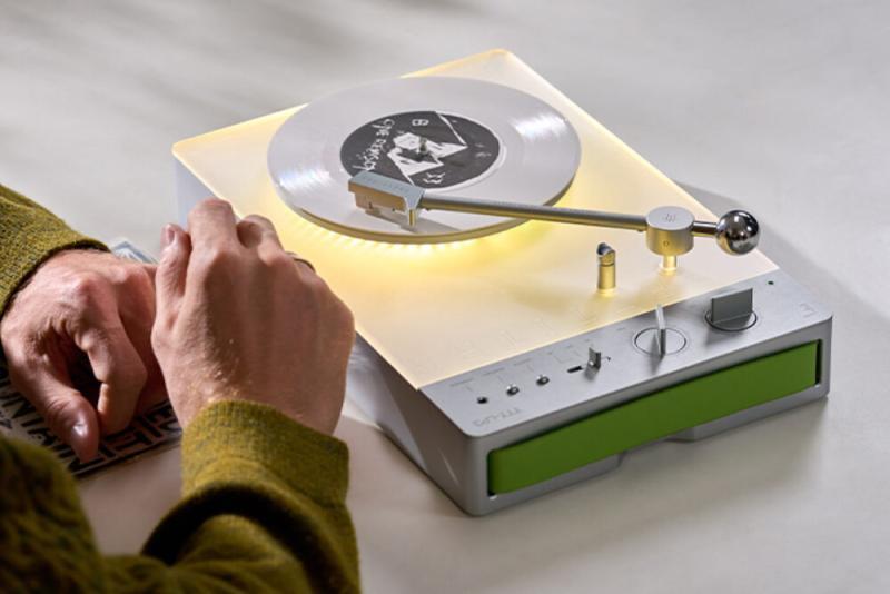 Trettitre Modular Audio System 1