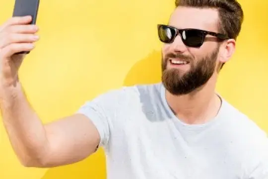 摄影专家教你如何拍出完美自拍照