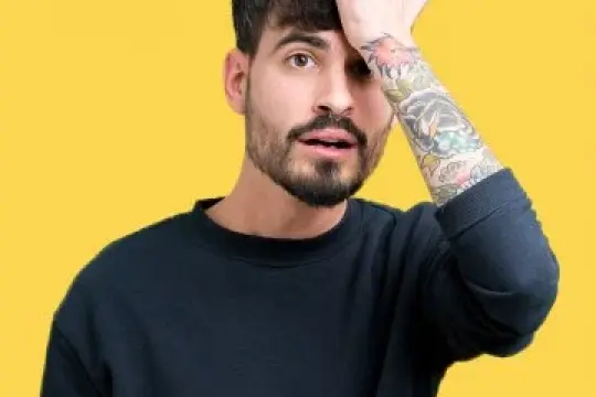 厌倦了那个部落纹身？五种去除不想要纹身的方法