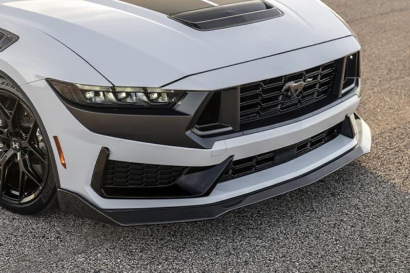Hennessey Performance Super Venom Ford Mustang Dark Horse 1