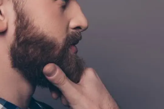 别让几根面部毛发阻碍你的形象