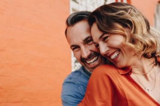 短期恋爱关系的5种类型：特点、好处与建议