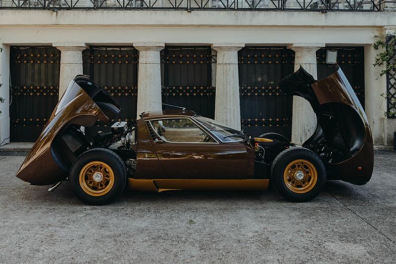 1972 Lamborghini Miura SV 2