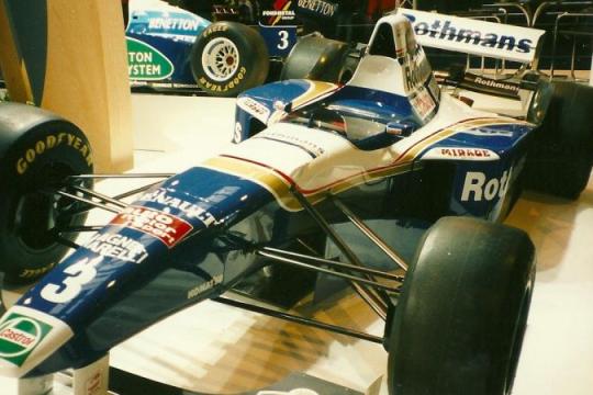 一辆价值150万美元的Williams FW19证明了“次级”F1赛车同样珍贵