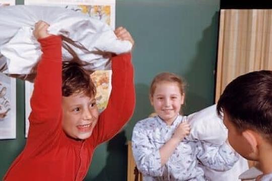 播客 #1093：家庭文化与兄弟姐妹效应——真正塑造你的人是谁？