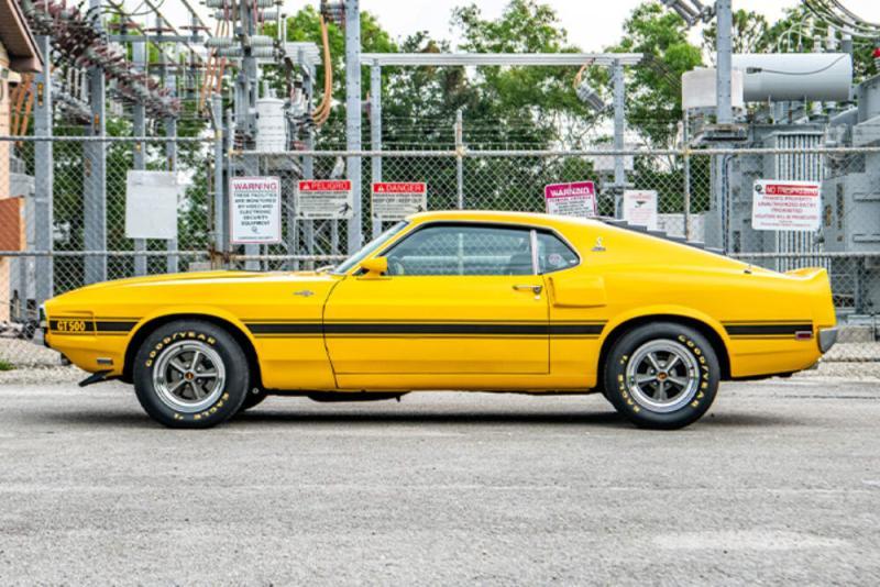 Carroll Shelby signed 1970 Shelby GT500 Fastback 1