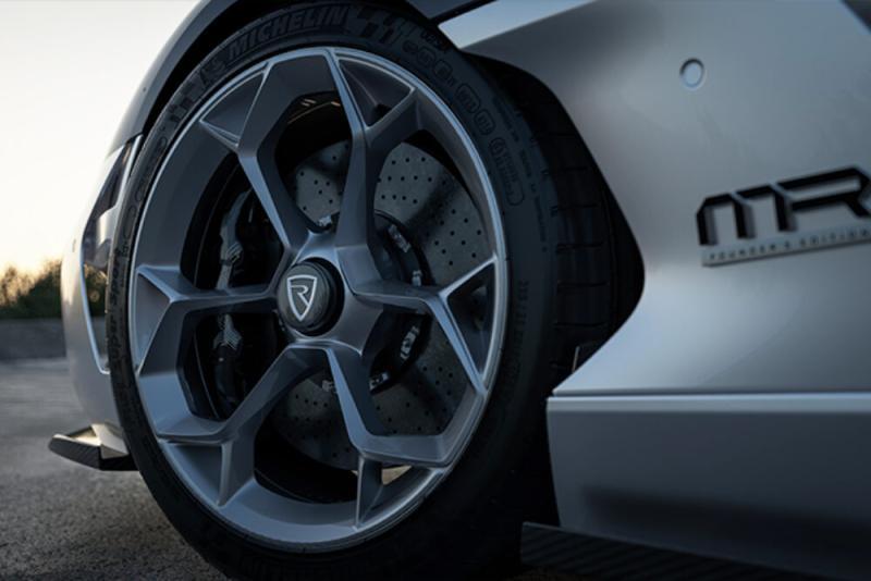 Nevera R Founders Edition 4