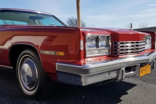 异世界般的1977款奥兹莫比尔Toronado XS