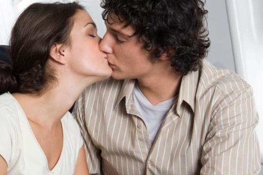 有人亲述：在飞机上亲密接触到底是什么体验