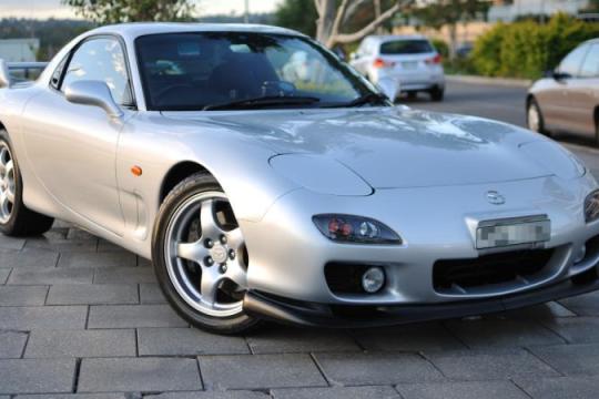 马自达RX-7 FD如何将轻量化打造为致命武器