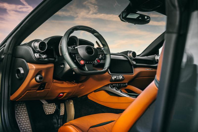 GlasWerks Elevato Ferrari 4