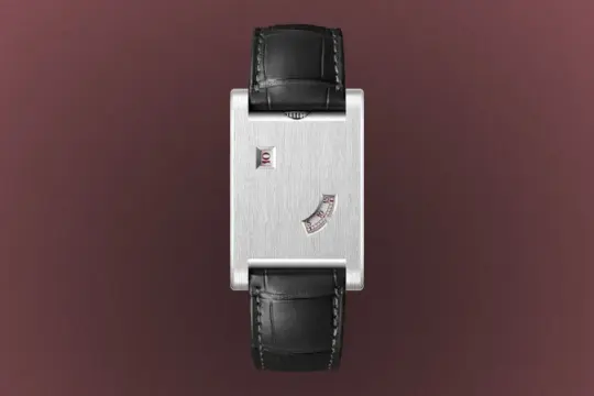 卡地亚复兴的Tank à Guichets腕表，让复古设计焕发新生