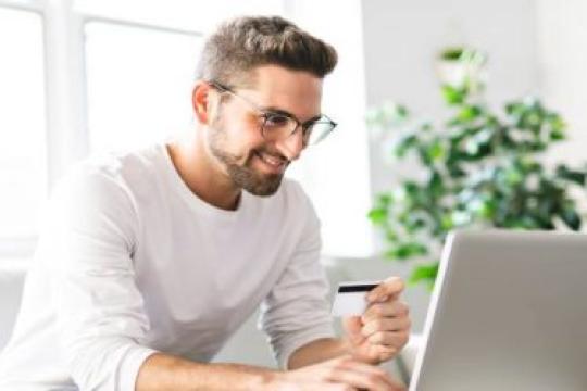 恋爱中识别“钓鱼”骗局的22个信号及应对方法