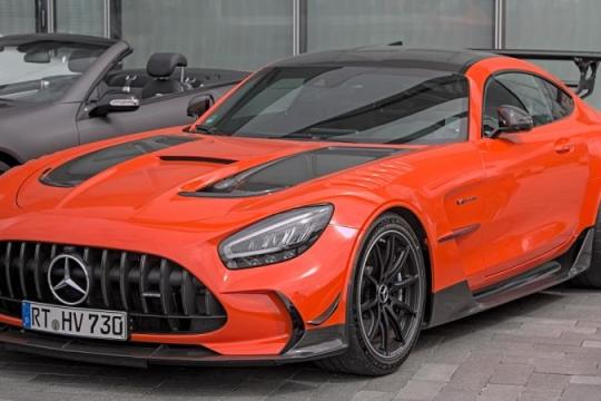 奔驰AMG GT Black Series：一辆为赛道而生的战斗利器