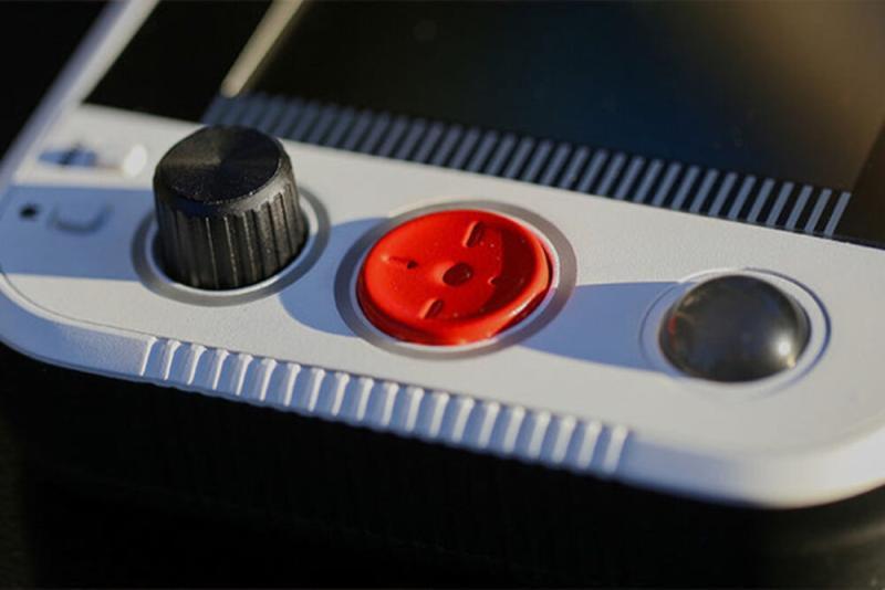 Atari Gamestation Go Handheld 2