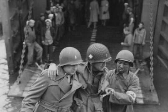 像战地医护员一样救命：如何为小腿骨折做夹板固定