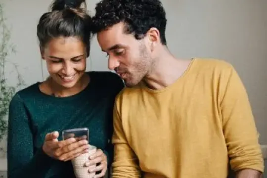 是的，你可以从智能设备获得伴侣建议