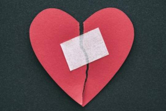 如何走出被分手的阴影：8个实用方法