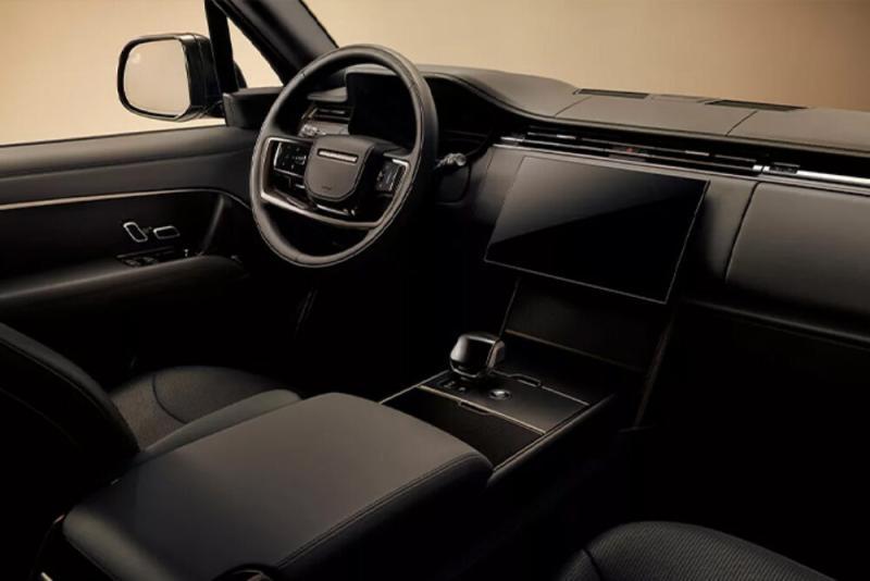 Rang Rover SV Black Trim US Debut 3