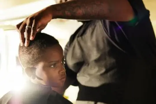 黑人理发店的重要性：理发师亲述