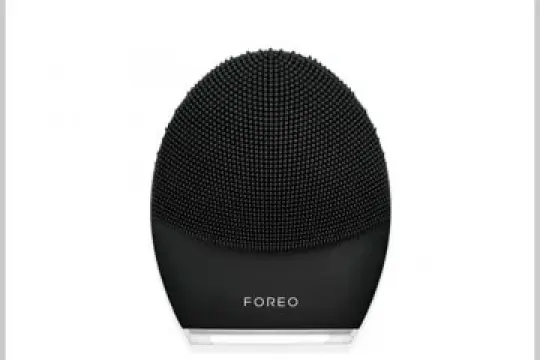 用这些顶级洁面刷深层清洁毛孔